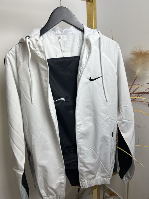 Zestaw dresowy Nike Nowy