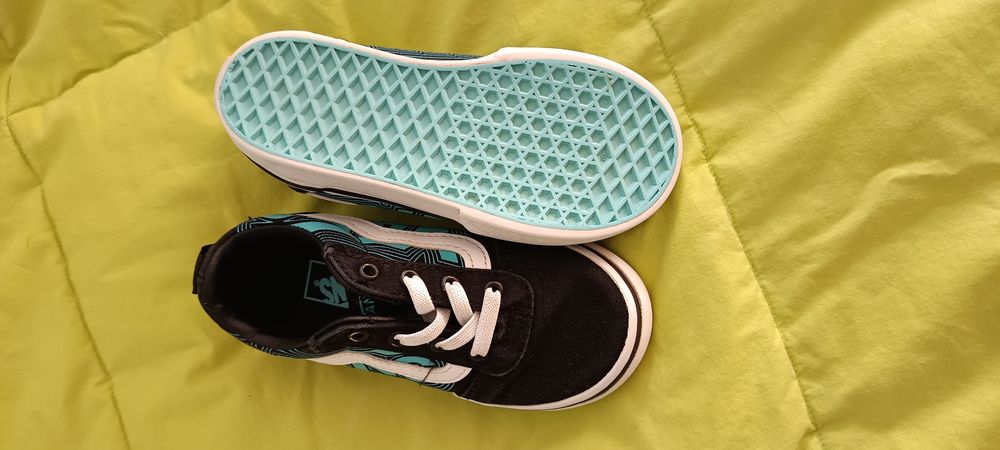 Calçado para menino 3/4 anos