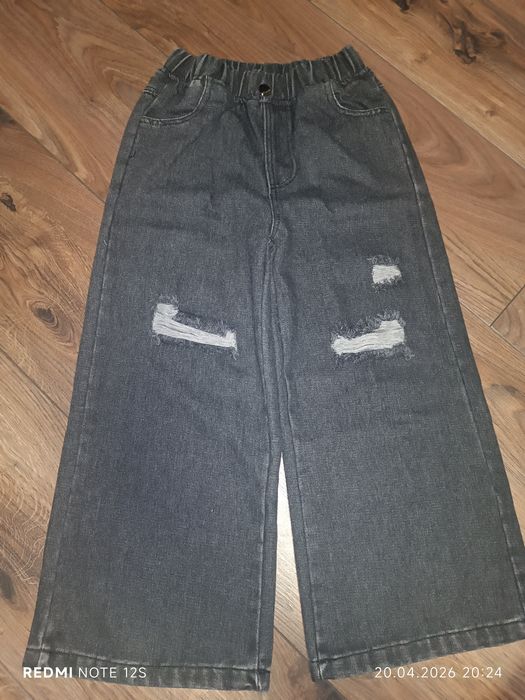 Чорні ,широкі джинси