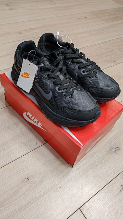 Розпродаж Кросівки Nike Gore tex