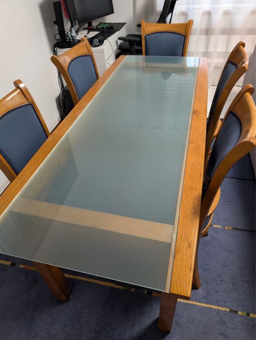 Mesa cerne com vidro fosco e 6 cadeiras