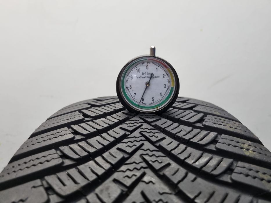 1x 215/65R16 98H Hankook Winter I cept RS2
