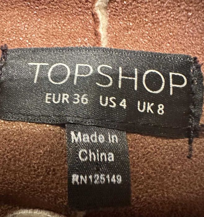 Beżowy damski płaszcz ze sztucznego futerka Topshop