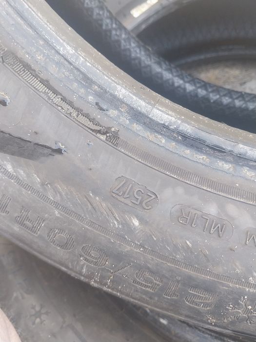 Opony Zimowe Dunlop 215/60R16  95H