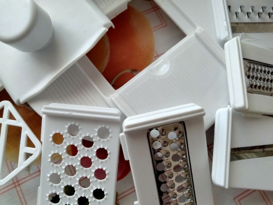 Продам ручний комбайн.