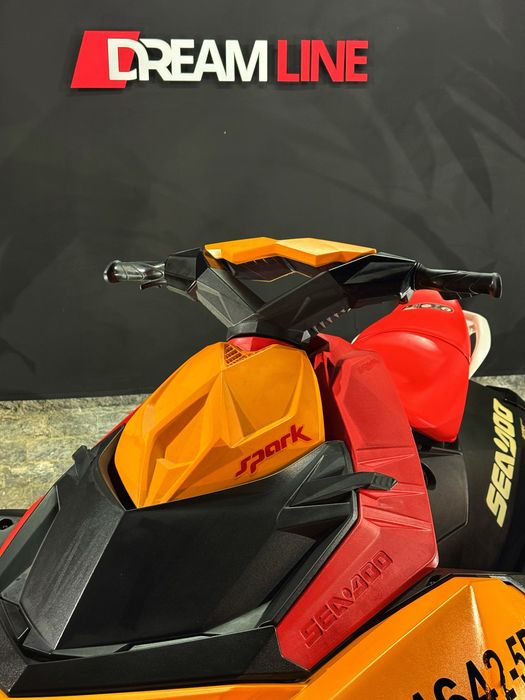 Sea-doo Spark - Com reboque