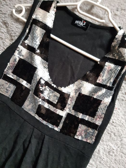 Śliczna sukienka damska Vegas rozm S