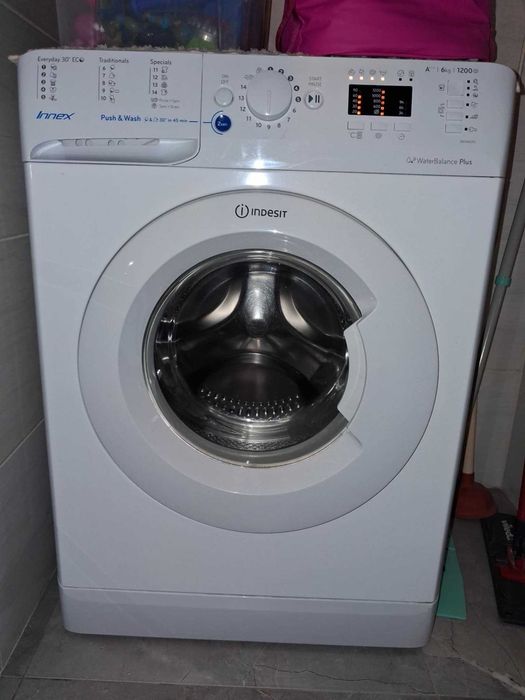 Pralka Indesit BWSA 61253 W EU