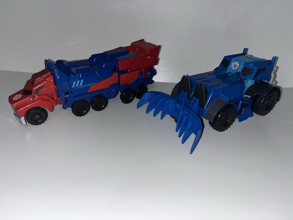 Transformers hasbro