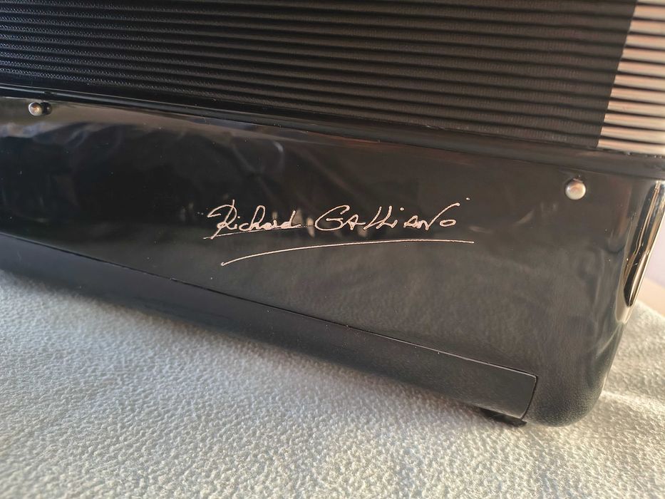 Akordeon Victoria Professional Ac 420 V