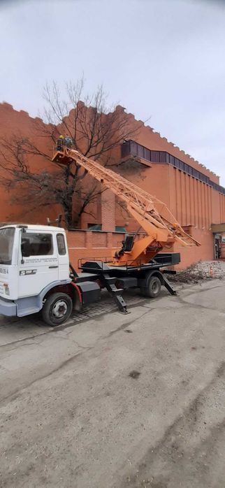 Послуги автовишки услуги автовышки оренда автовишки драбина ПОСЛУГИ СПЕЦТЕХНІКИ