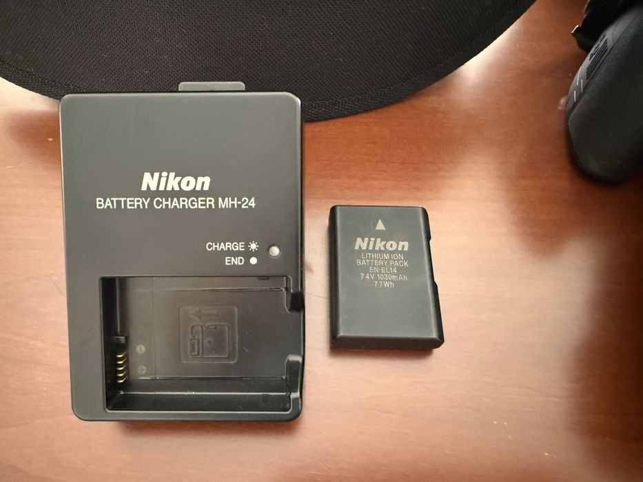 Nikon D3200 + Lente + Bolsa de transporte