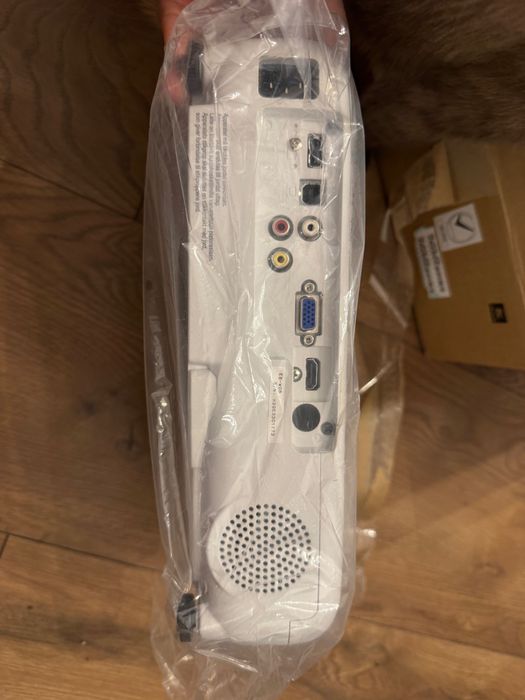 Projektor LCD Epson EB-W06 WXGA 3700lm HDMI głośniki