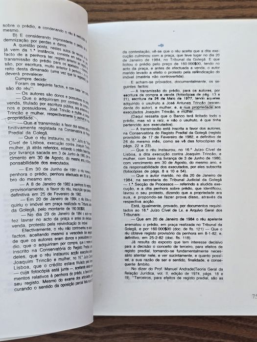 Livros jurídicos / Direito / 1 = 5€ / 10 = 40€