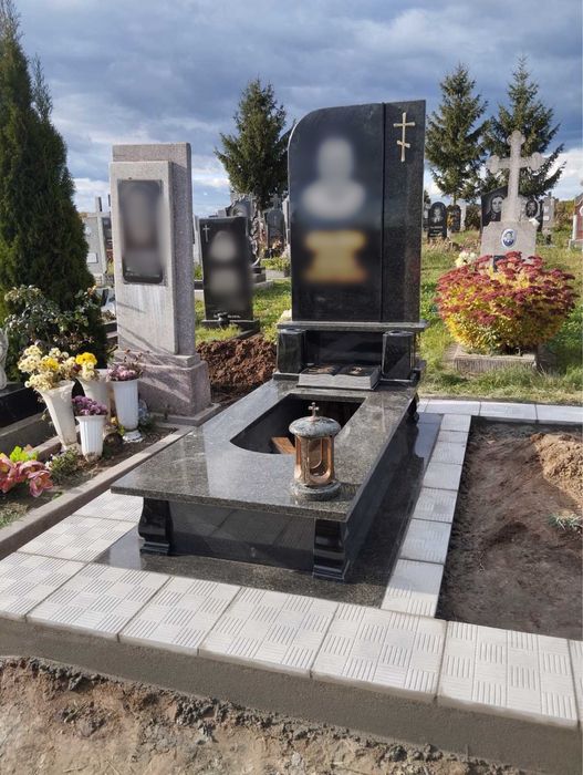 Виготовлення та встановлення памʼятників