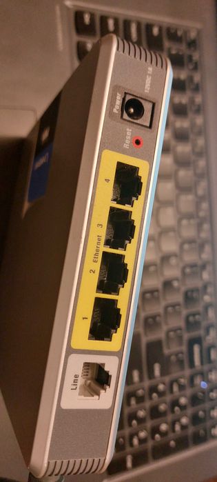 Router Lnksys WAG200G