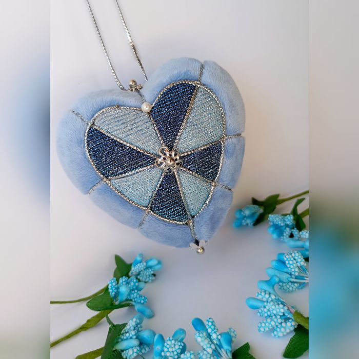 Новорічні іграшки