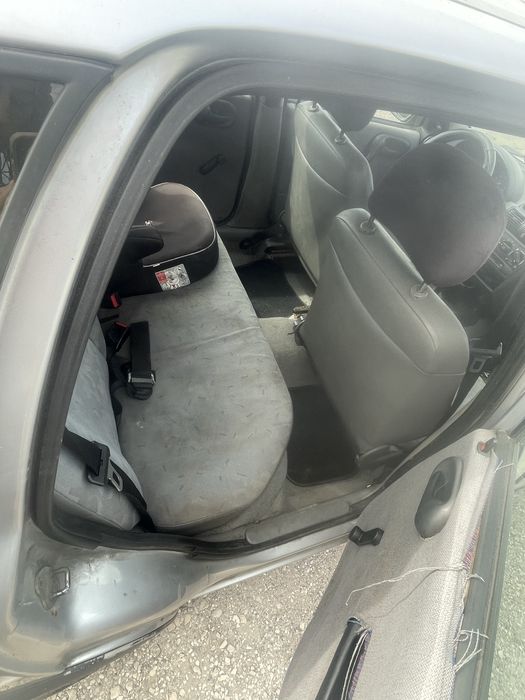 Opel corsa b 1200 a gasolina