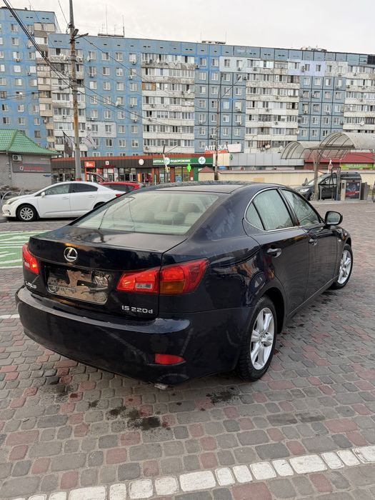 Продам Лексус is 220