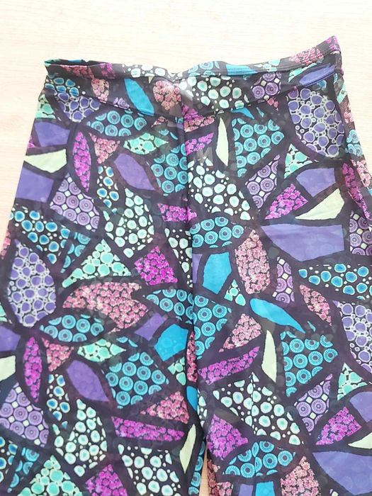 Calça rede semi-transparente