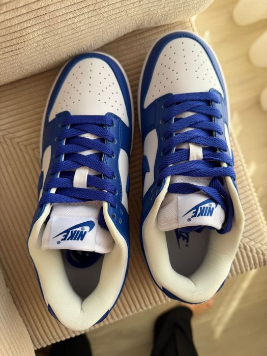Ténis azuis nike , muito confortável