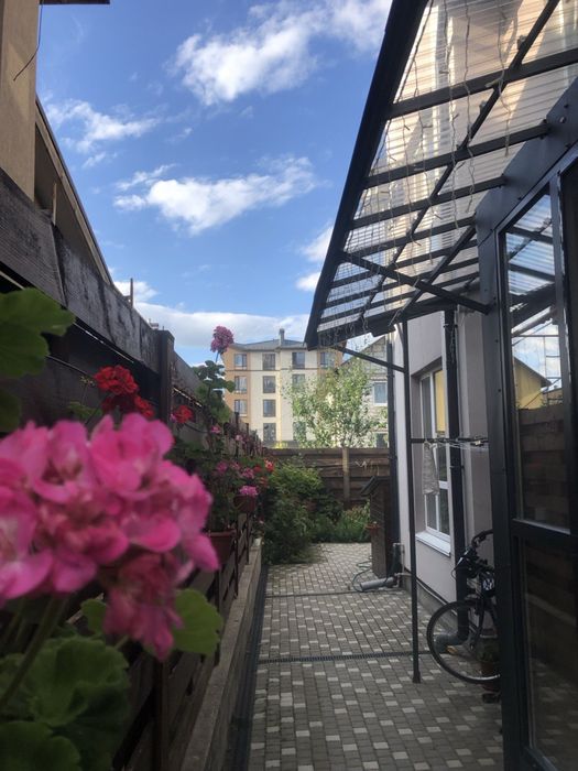 Продажа Тауна в центре Бучи