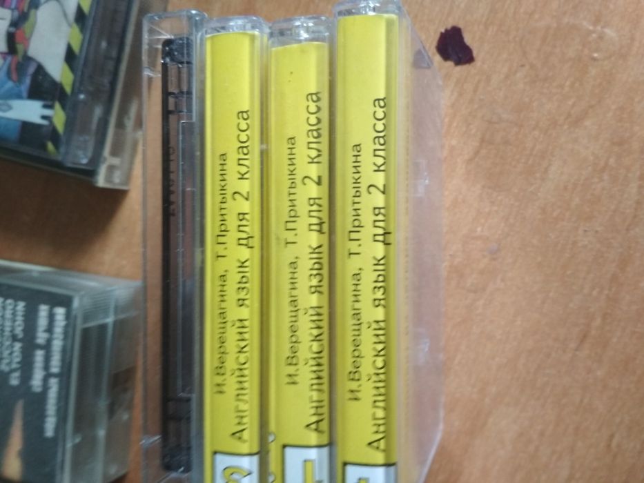 Продам касетис записями 70 -90 годов