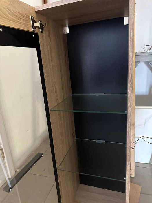 Вітрина Fever BRW з підсвіткою, 38х40х125 см, навісна вітрина