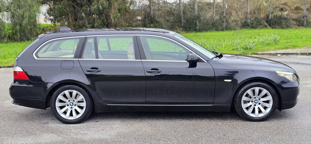 Bmw 535d LCI Ano 2007 a diesel 260 mil quilómetros reais

Vendo