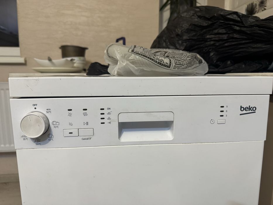 Посудомийна машина Beko