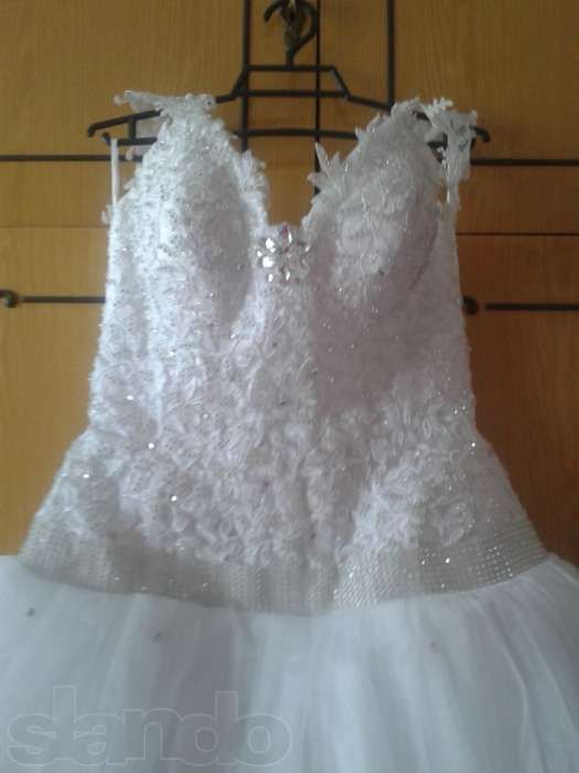 Продам красивое свадебное платье