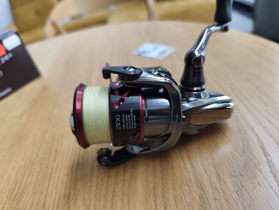 Kołowrotek Shimano Stradic CI4+   2500