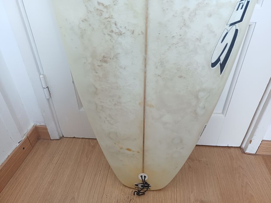 Prancha (Surfboard) Semente 5'11"