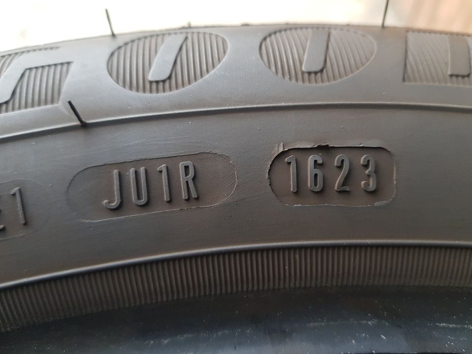 Opony letnie Goodyear Efficientgrip Performance 205/55 R17 jak NOWE
