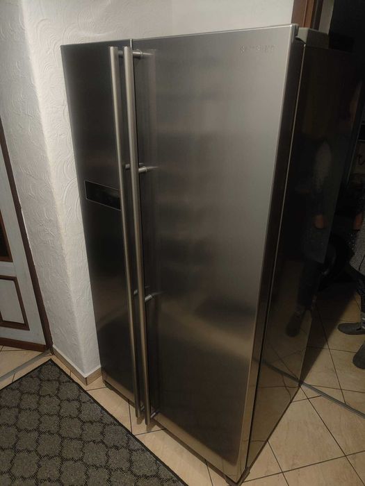 Lodówka Samsung dwudrzwiowa- rezerwacja