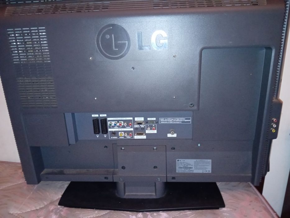 TV LG LCD 32" - Modelo 32LE2R - Para Peças ou Reparo