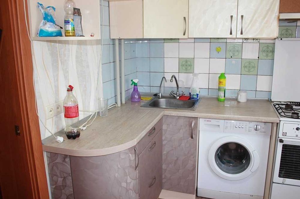 Продам 2-кімнатну квартиру 54 м² | 7 поверх | пластикові вікна (від власника)