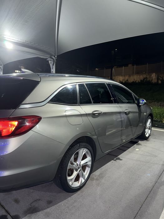 Opel Astra Sports tourer