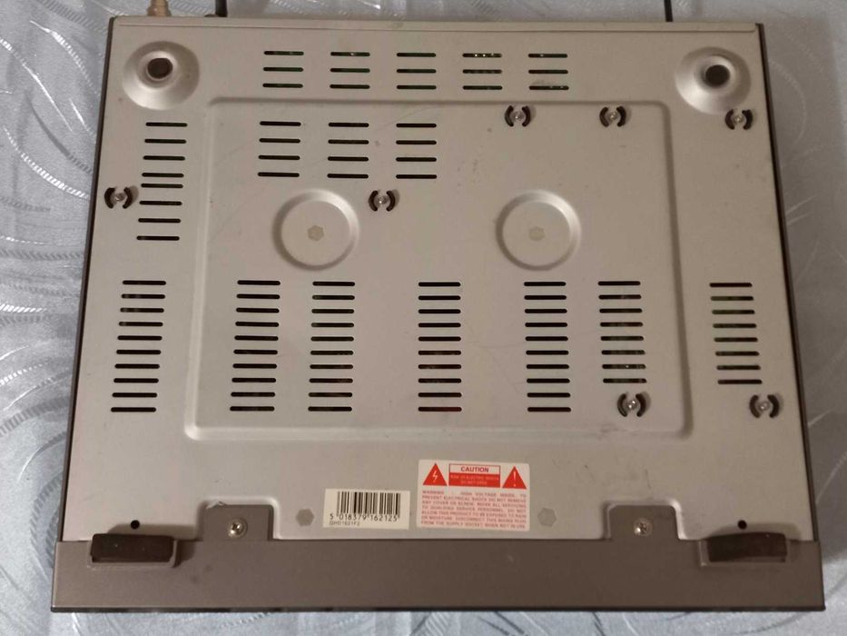 Цифровой эфирный ТВ-рекордер GHD1621F2 Freeview PVR .Англия.