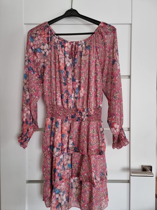 Lekka, przewiewna sukienka