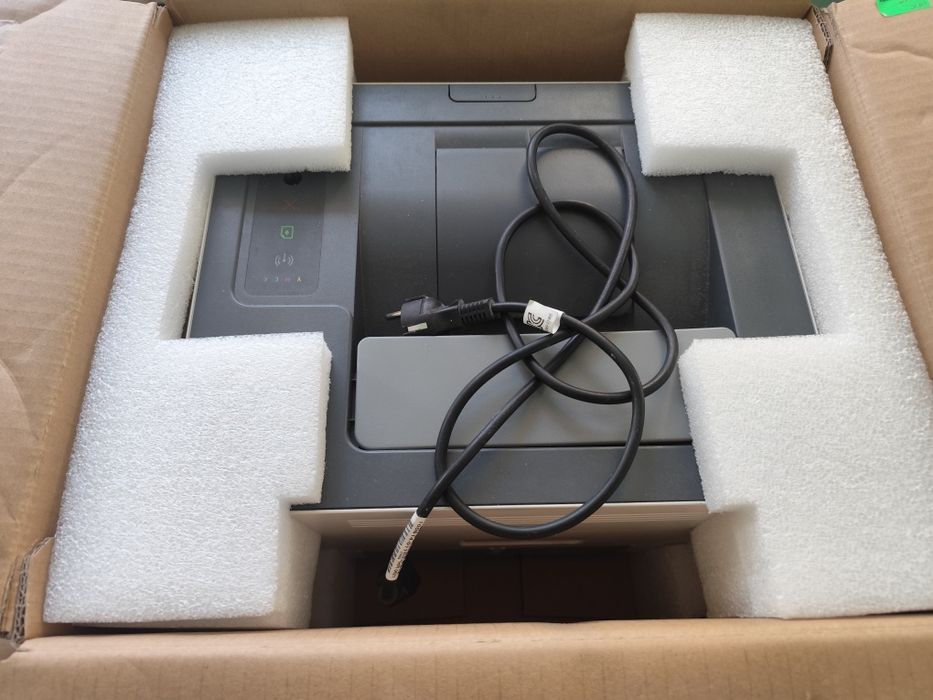 Продам лазерный принтер HP Color Laser 150 nw