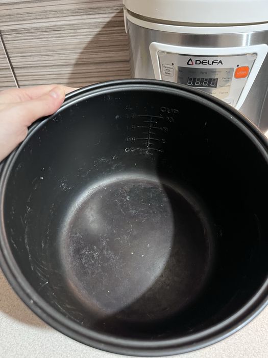 Мультиварка DELFA DMC-08