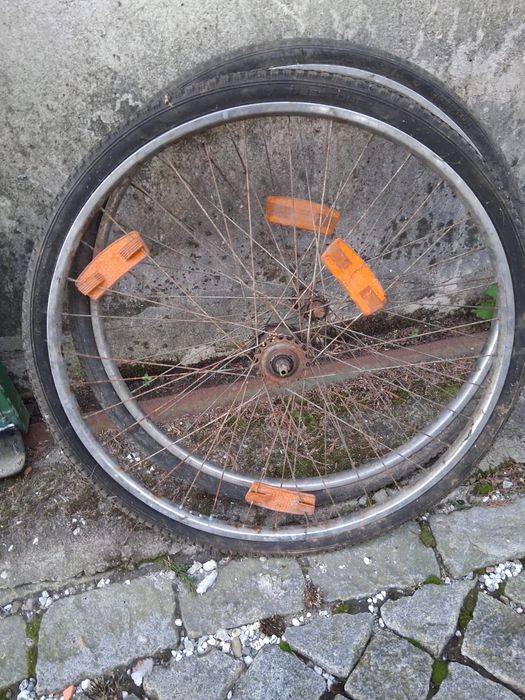 Rodas de bicicleta antigas