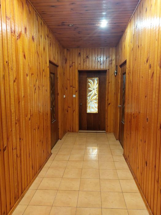 Люботин!Продам часть дома.Центр.