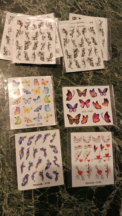 Аксесуари для нігтів