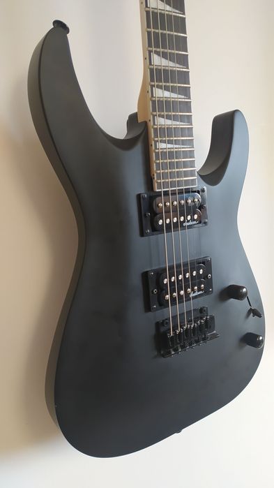 Guitarra elétrica Jackson JS22 Dinky BLK