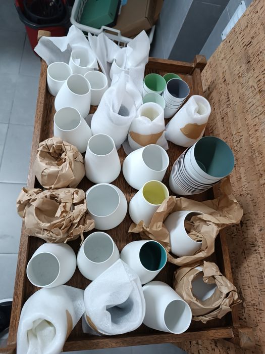 (Promo NATAL) Caixa com porcelanas variadas