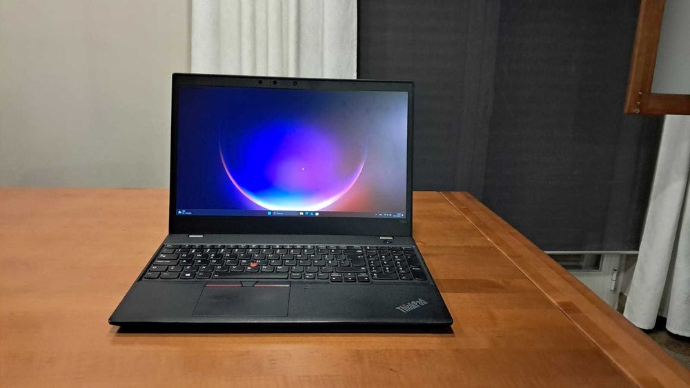Lenovo ThinkPad P52s Tela touch, i7 32GB RAM 700€ NEGOCIAVEL