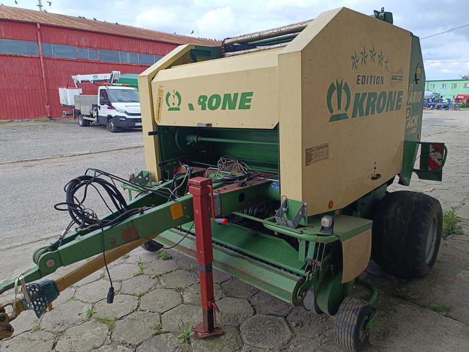 Prasa Krone 1500 Vario Pack, szeroki podbieracz, siatka, rotor