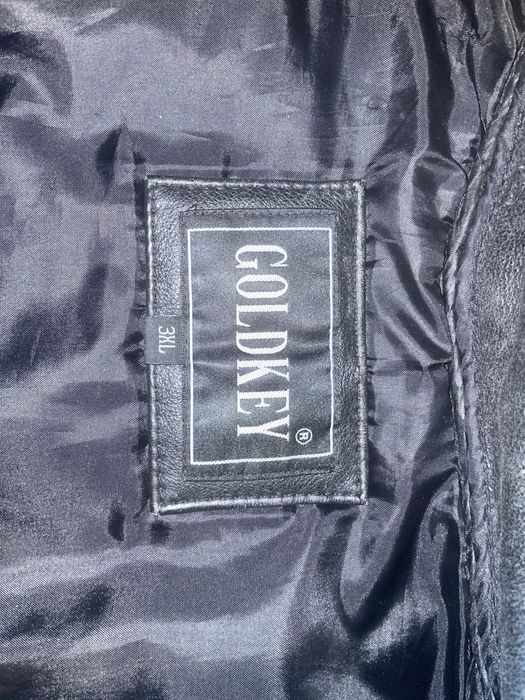 Куртка шкіряна